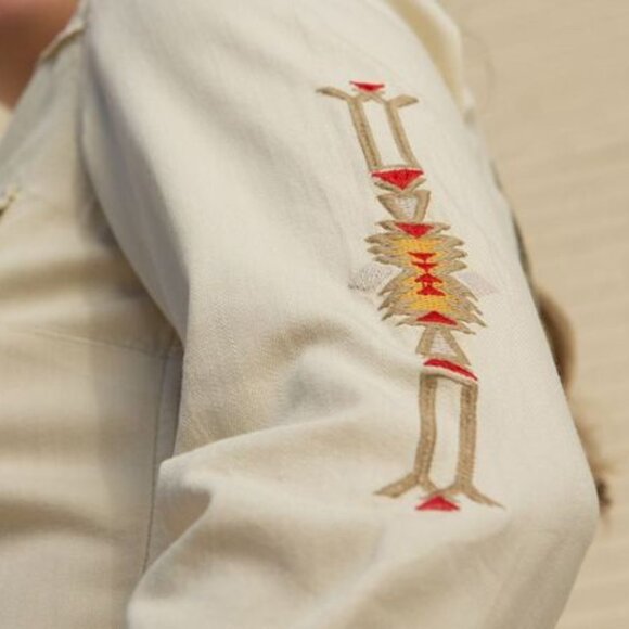 Ryan Michael Embroidered Sunrise Top L1010 - Picture 5 of 6